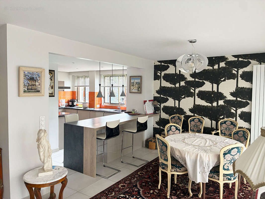 Appartement à SAINT-GRATIEN