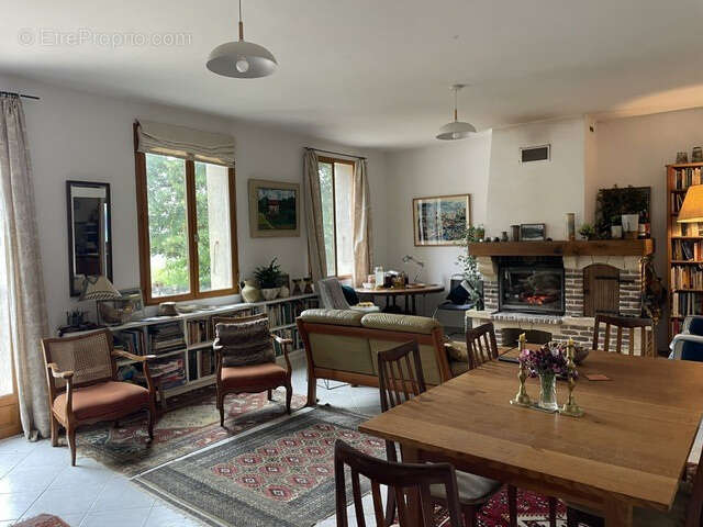 Maison avec vue pyrénéen avec dépendances aménagables, 2.8ha - photo 4
