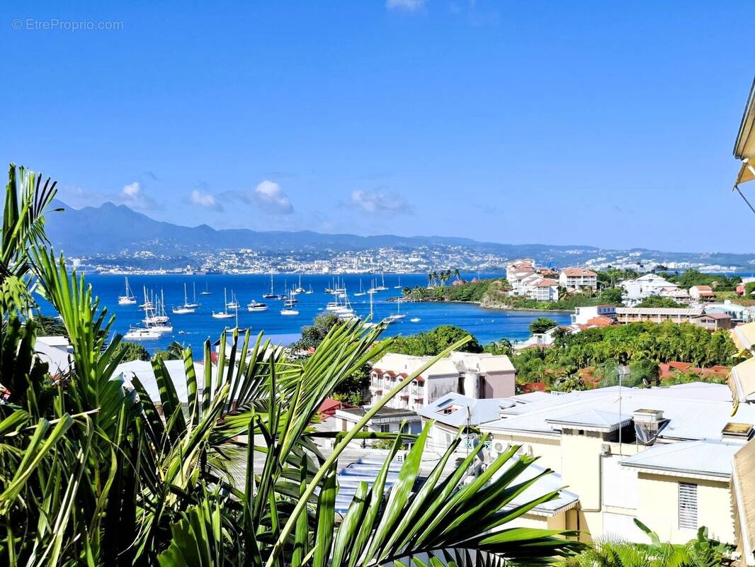 Appartement à LES TROIS-ILETS