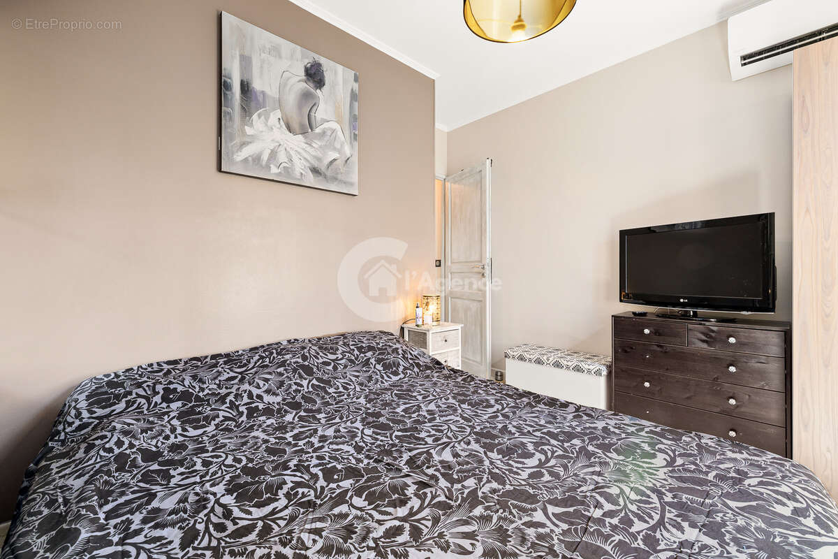 Appartement à MOUANS-SARTOUX