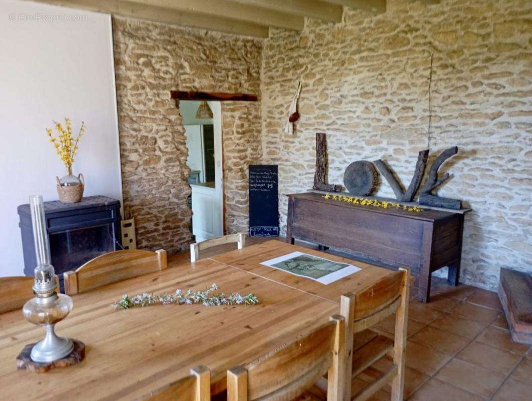 Maison à SAINT-MARIEN