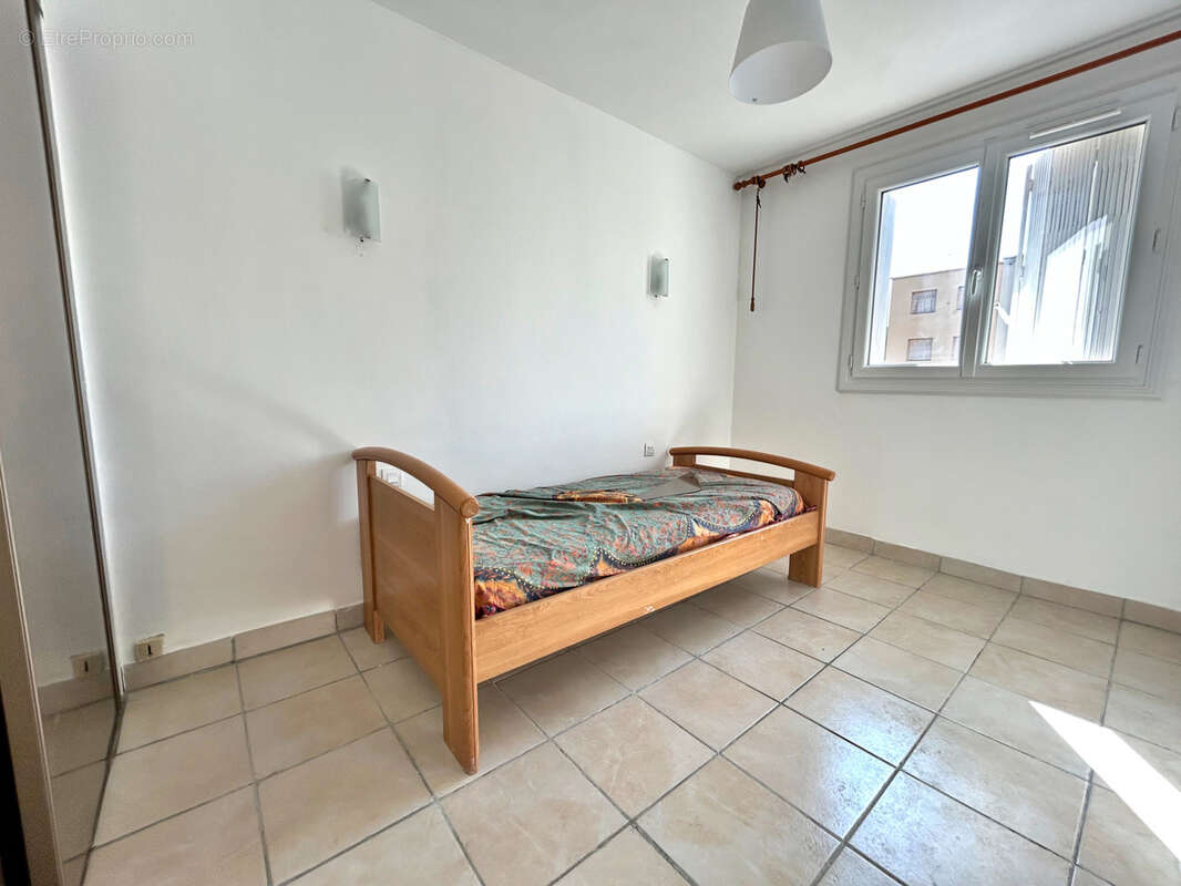 Appartement à MARSEILLE-13E