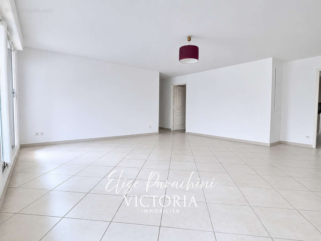 Appartement à HYERES