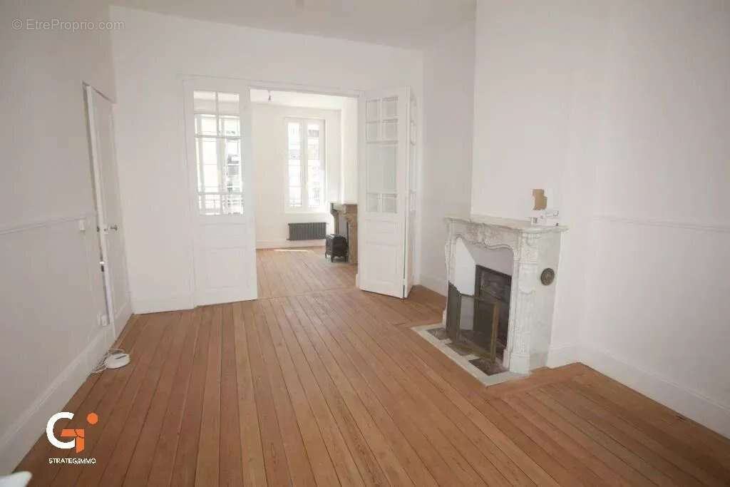 Maison 9 pièces avec jardin et garage - photo 3