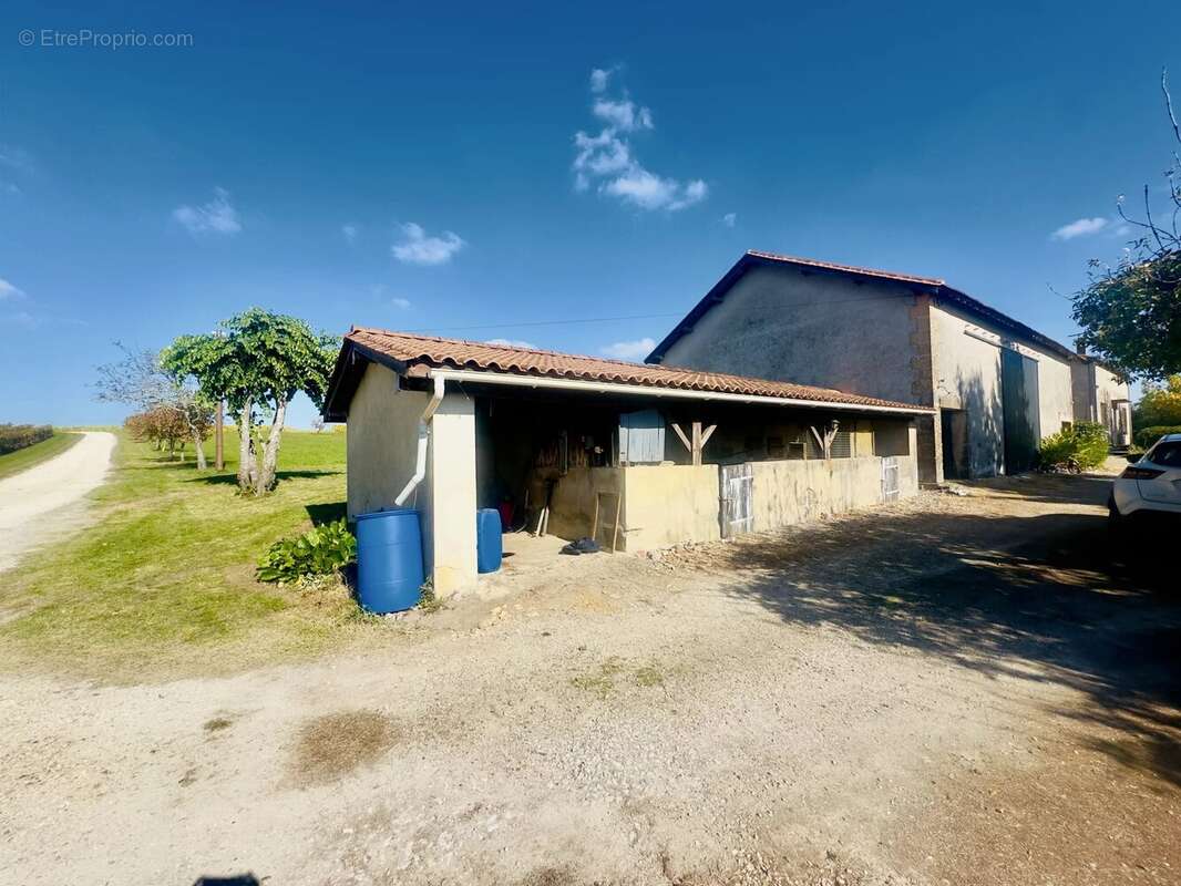 Maison à MONBAZILLAC