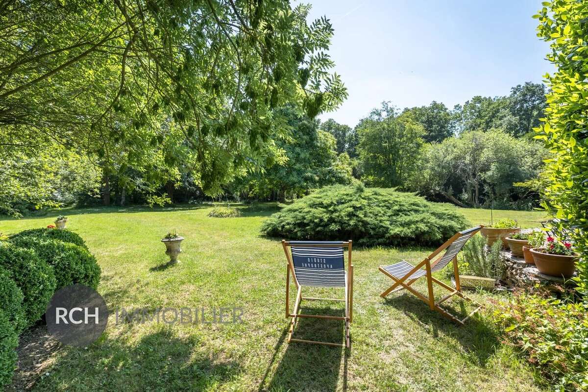 Maison à LE PERRAY-EN-YVELINES