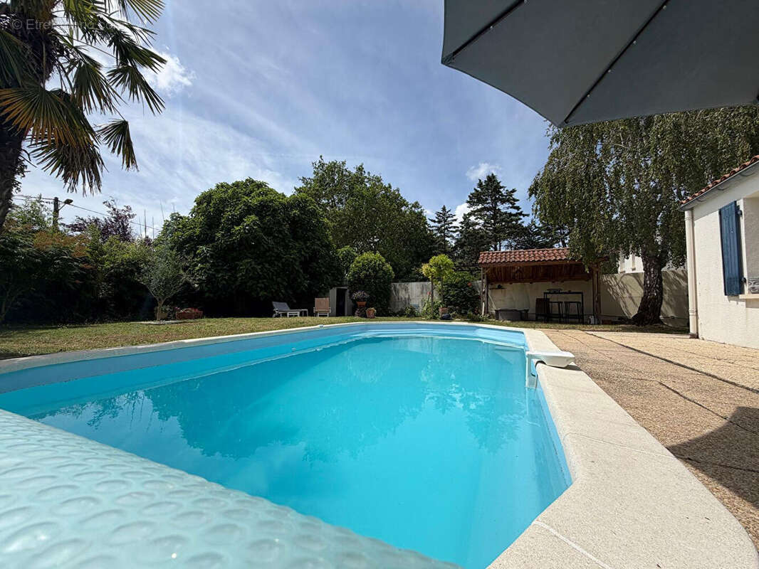 Maison à LA JARRIE