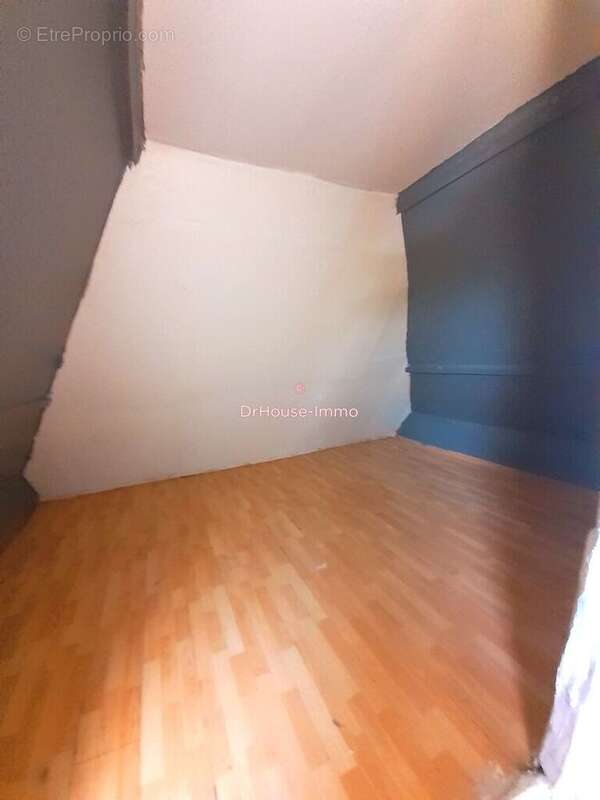 Maison 114 m² à Beaumont-Le-Roger  - photo 7