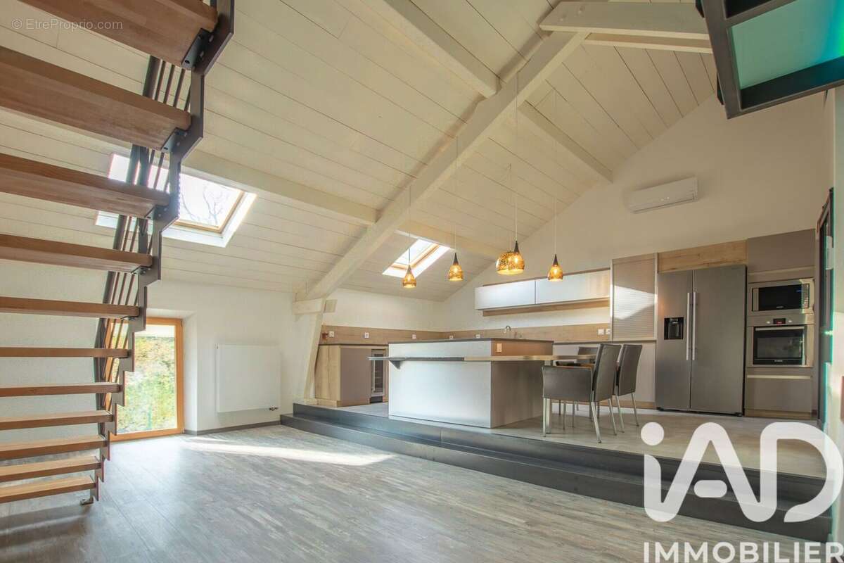 Photo 5 - Commerce à TRESSERVE