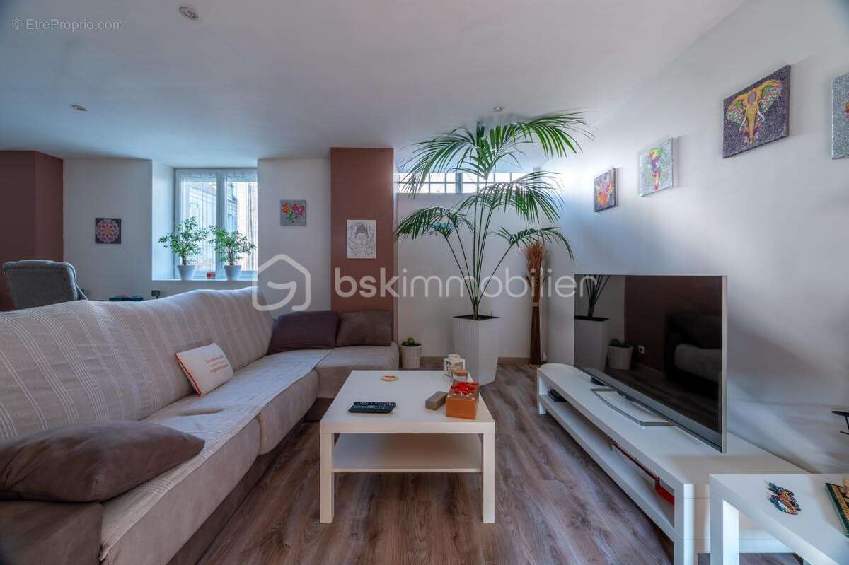 Maison de caractère – 121 m² – 3 chambres – cour intérieure – grenier aménageable – Buzançais - photo 2