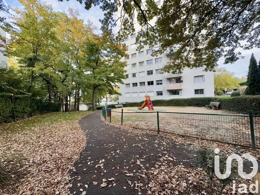 Photo 9 - Appartement à SUCY-EN-BRIE