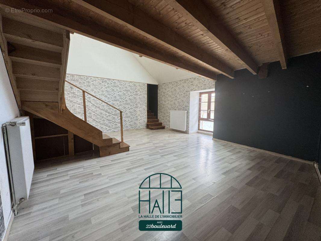 Maison 256 m² à Ladignac-Le-Long  - photo 3