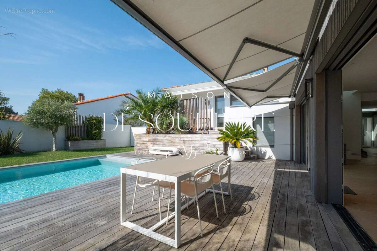 Maison à LA ROCHELLE