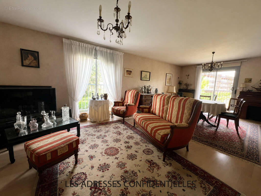 Appartement à TASSIN-LA-DEMI-LUNE
