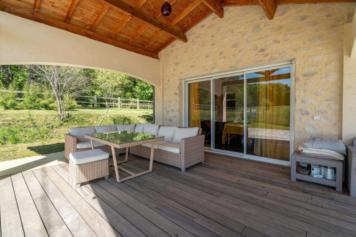 Maison à SALLEBOEUF