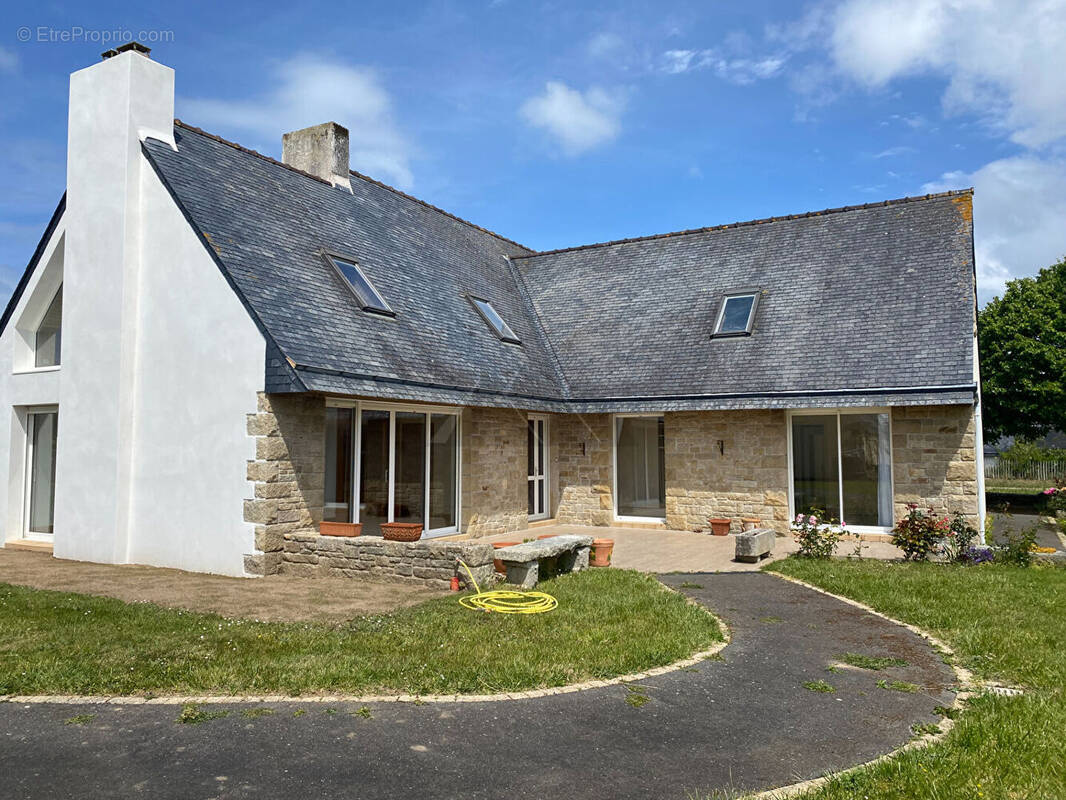 Maison à PLOUESCAT