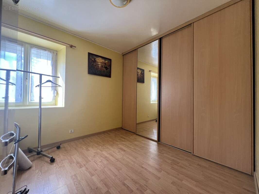 Maison à CARO