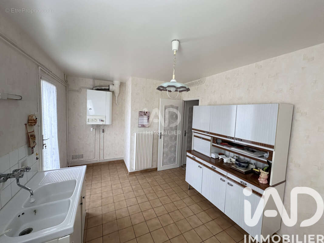 Maison 98 m² à Briare  - photo 5