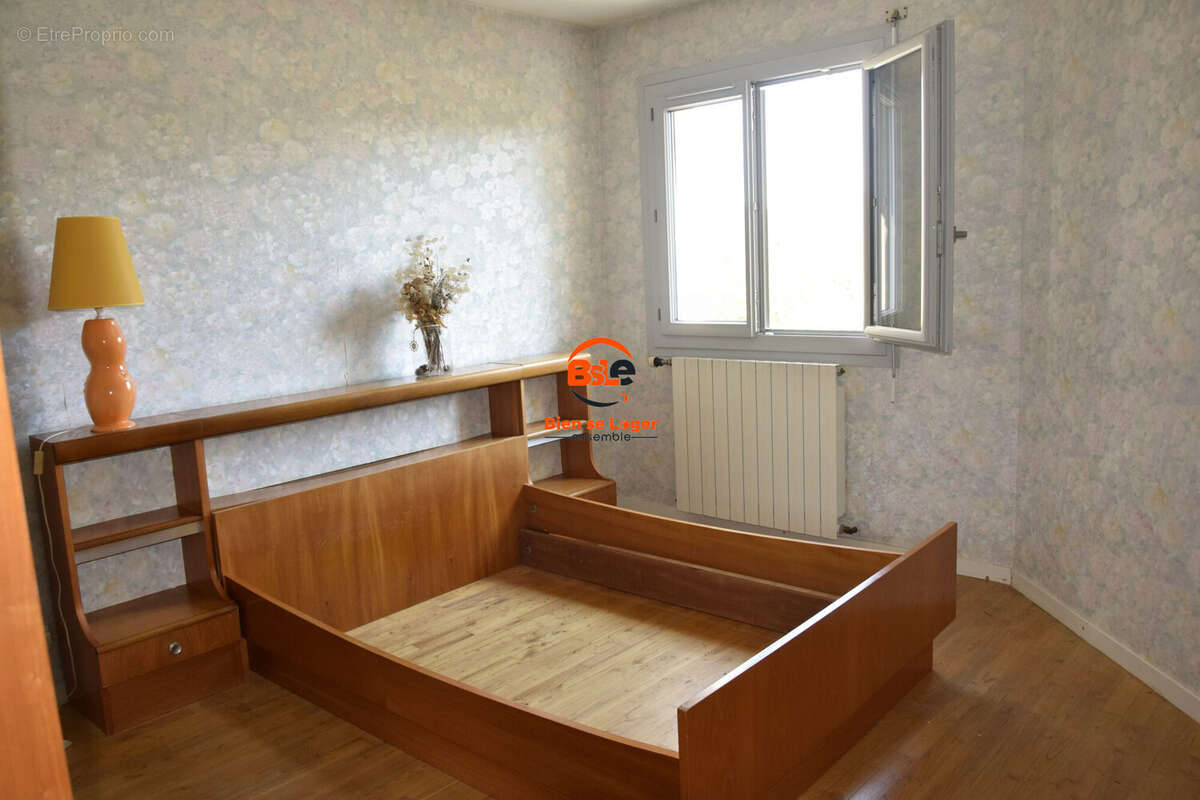 BSLE IMMO - AGENCE BSLE IMMOBILIER VEYRE MONTON - MAISON A VENDRE 5 CHAMBRES - LES MARTRES DE VEYRE - Maison à LES MARTRES-DE-VEYRE