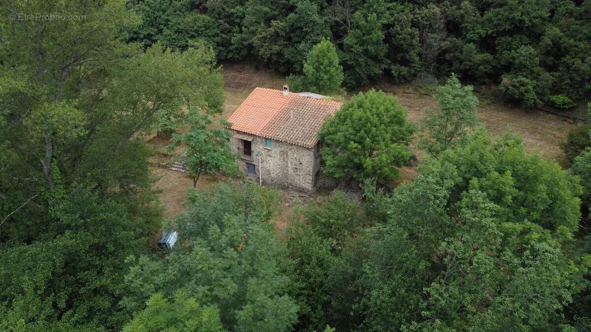 Terrain à BAILLESTAVY
