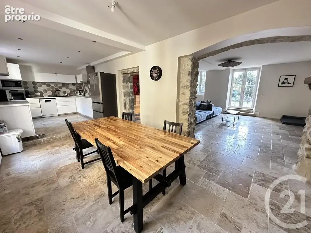 Maison 7 pièces 231 m² à vendre à Orthez (64300) - photo 3