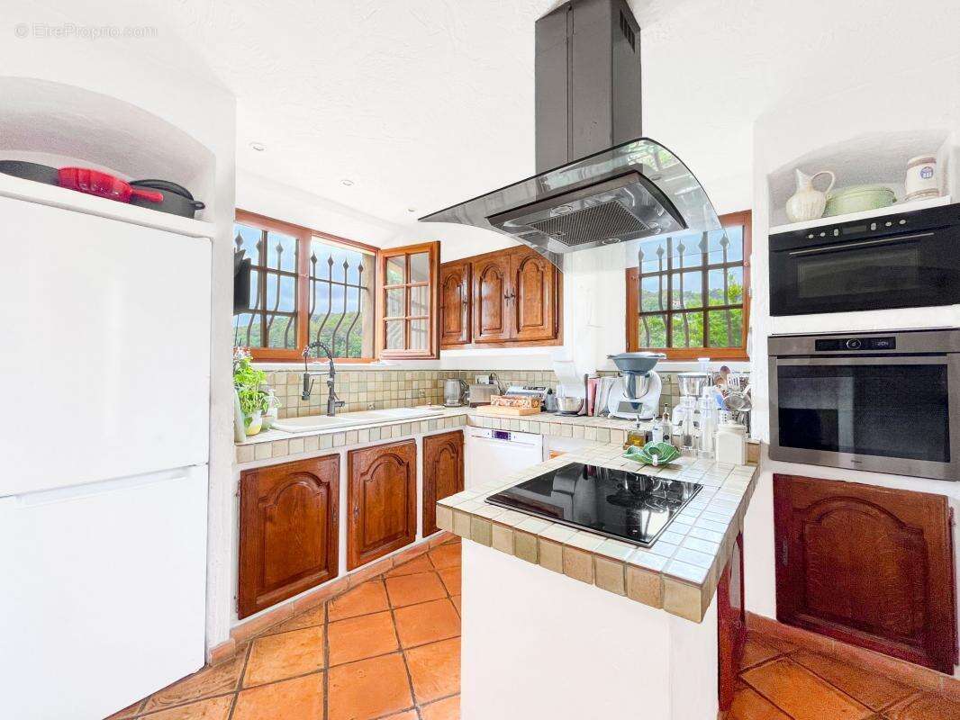 Maison à LA COLLE-SUR-LOUP