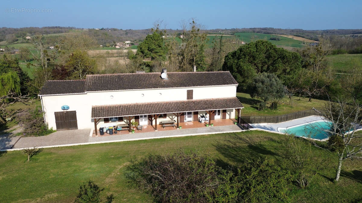 Maison à MAUVEZIN-SUR-GUPIE