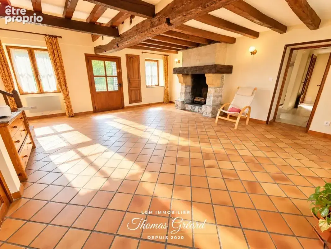 Charmante longère 150m² – 4 chambres + bureau – Beau terrain arboré et garage – Entre Bonneval et Châteaudun - photo 2