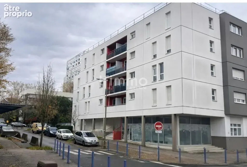 T3 71 m² – 2 grandes chambres – Balcon – Ascenseur – Parking – D - photo 7