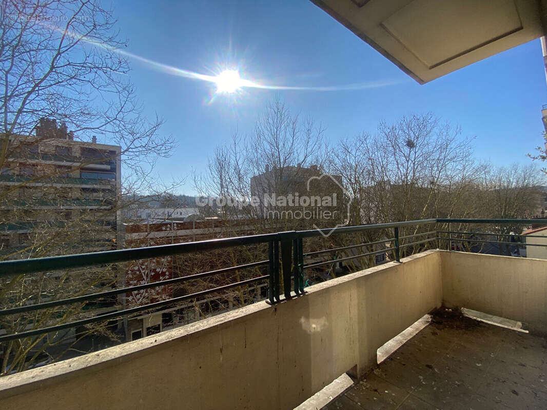 Appartement à CHAVILLE