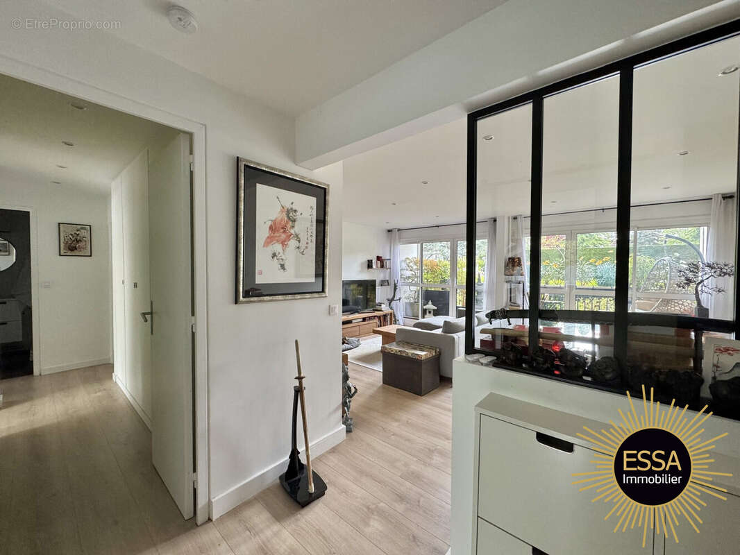 Appartement à NOISY-LE-ROI