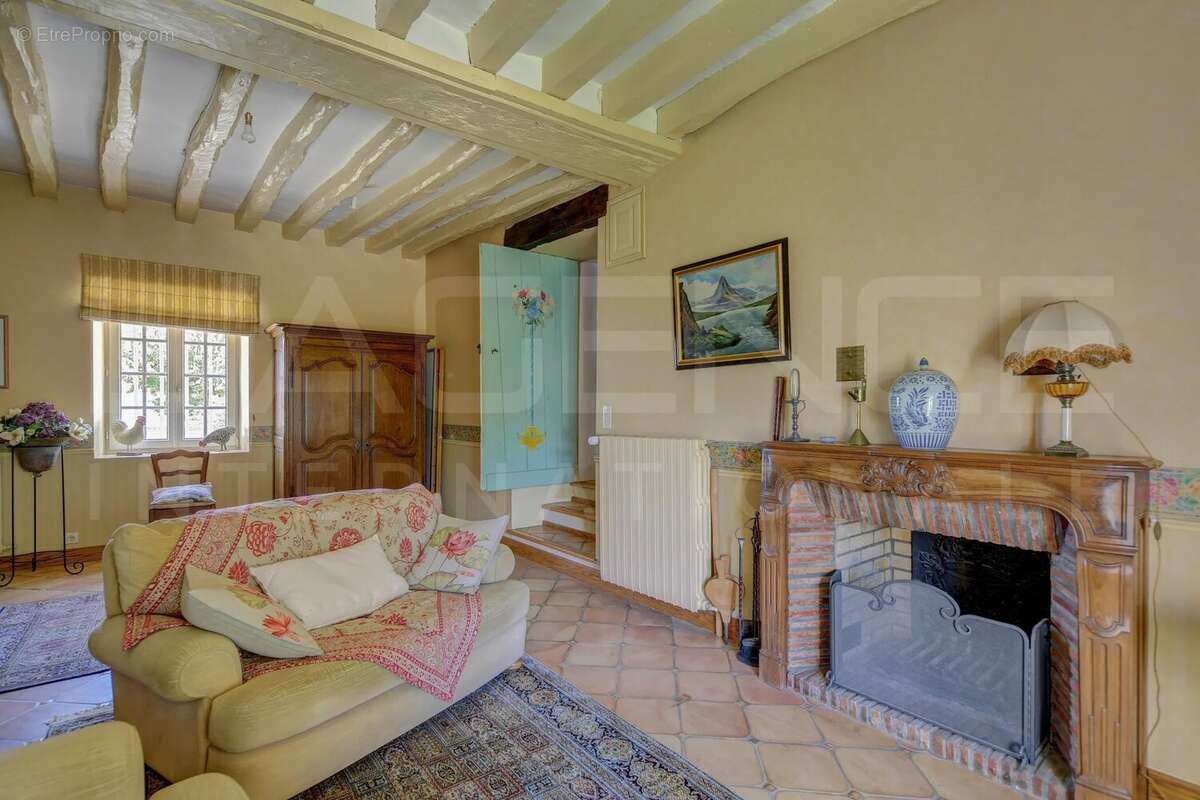 Maison à MONTAINVILLE