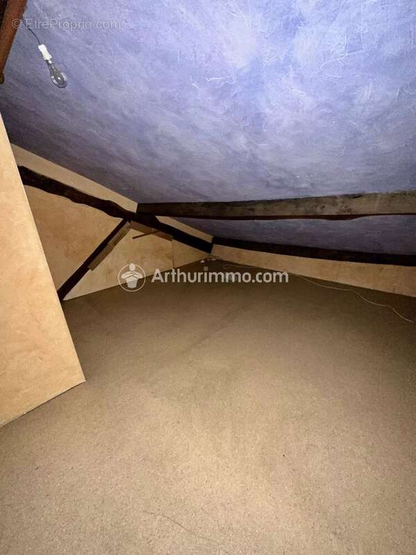 Maison à SAINT-ASTIER