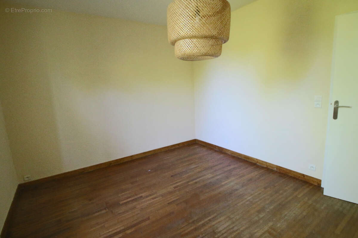 Maison à PUY-L'EVEQUE