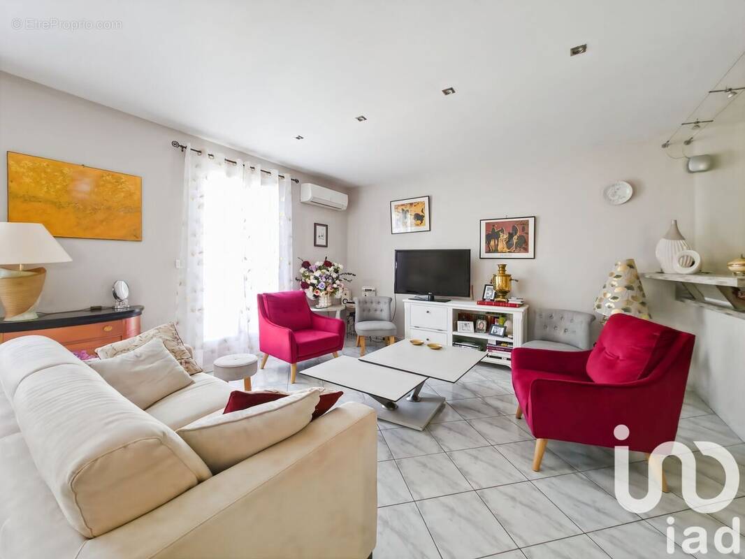 Photo 1 - Maison à MONTBLANC