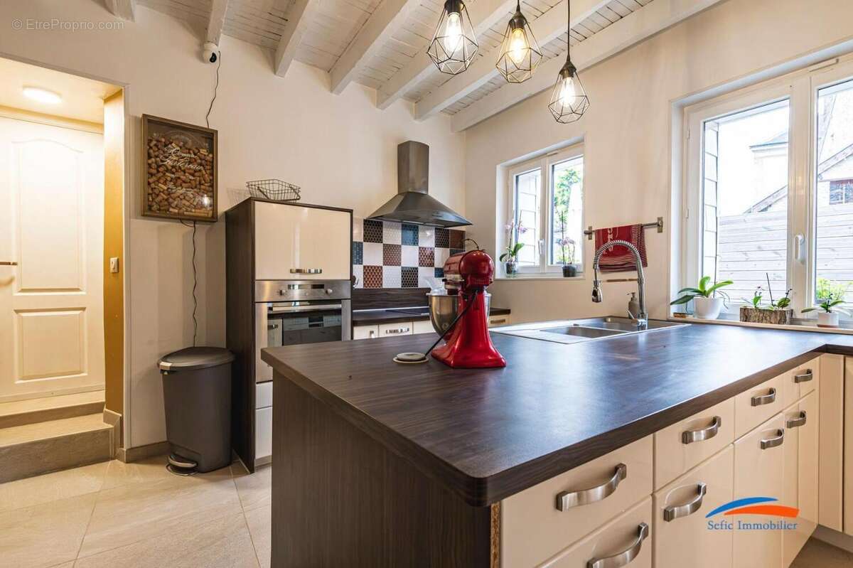   - Maison à HERMONVILLE