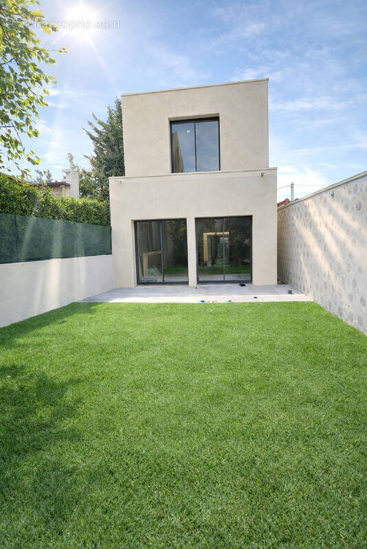 Maison à BAGNOLET