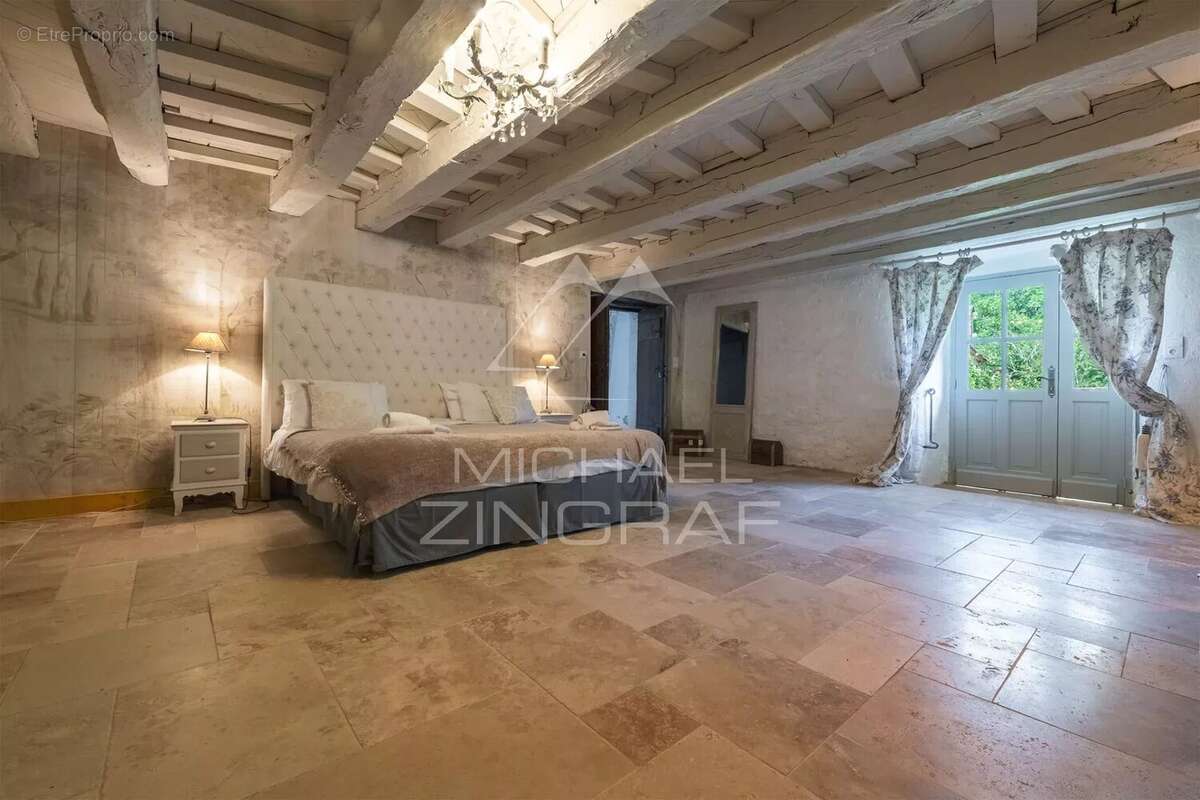 Maison à MAUZENS-ET-MIREMONT