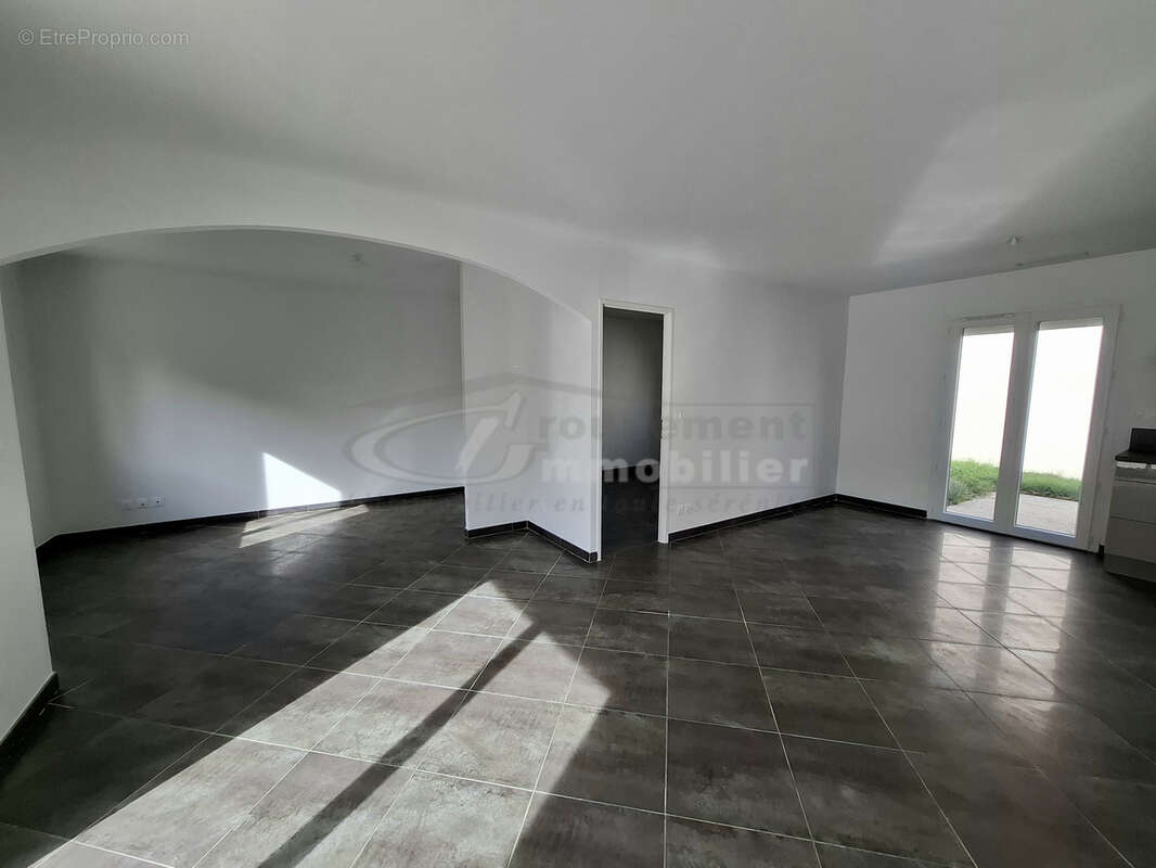 Maison à CHATUZANGE-LE-GOUBET