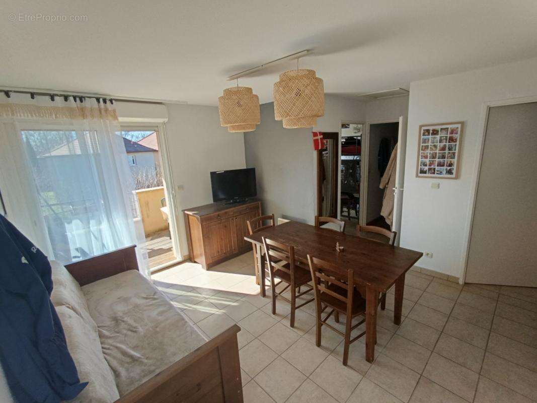 Appartement à PRAYSSAC
