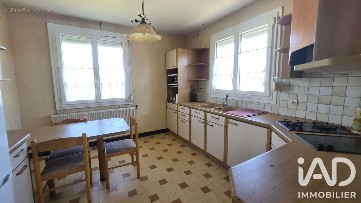 Photo 6 - Maison à ROMANS-SUR-ISERE