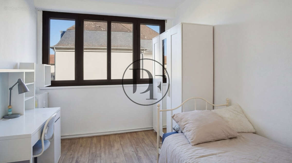 Appartement à FONTAINEBLEAU