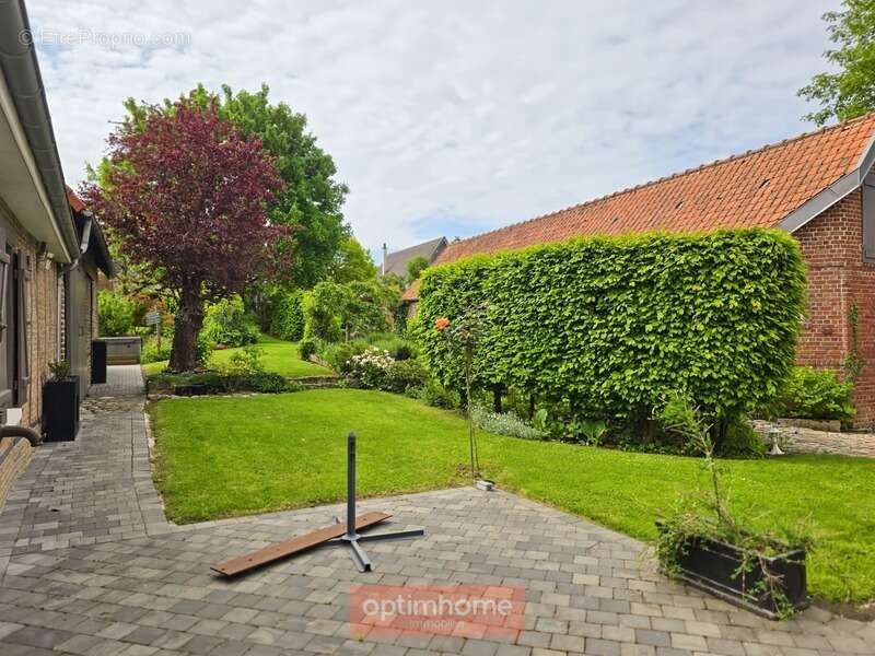 Maison à WANQUETIN