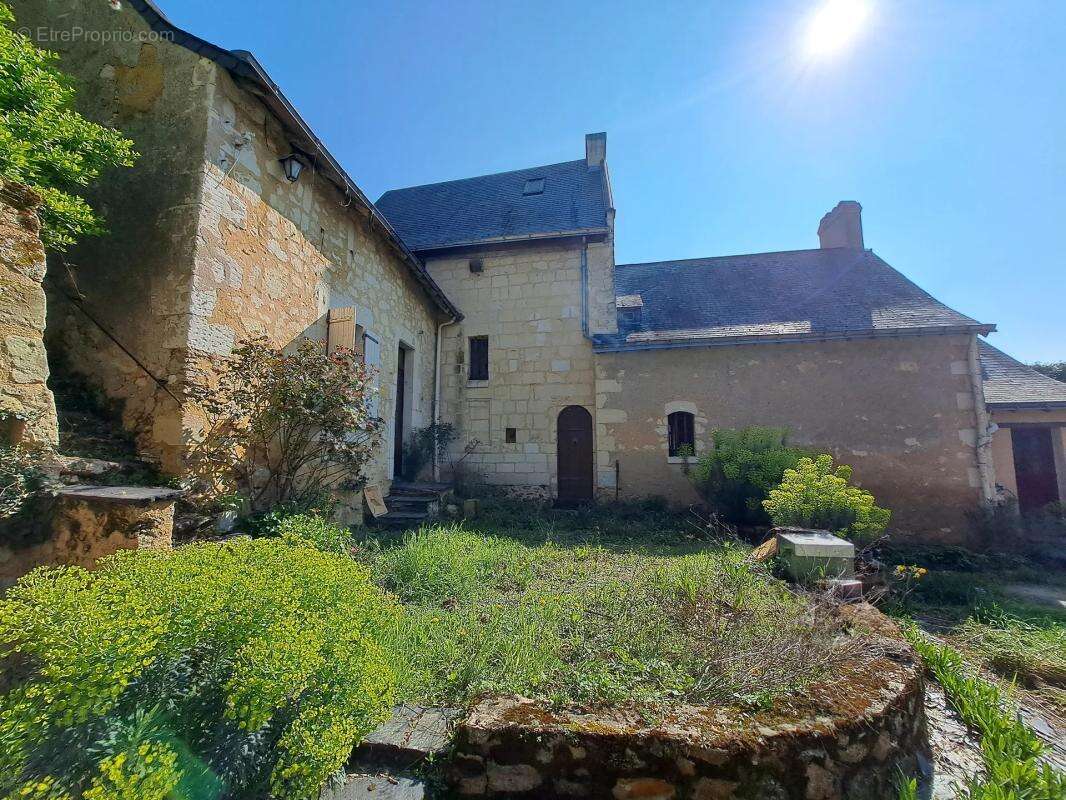 Maison à MAZE