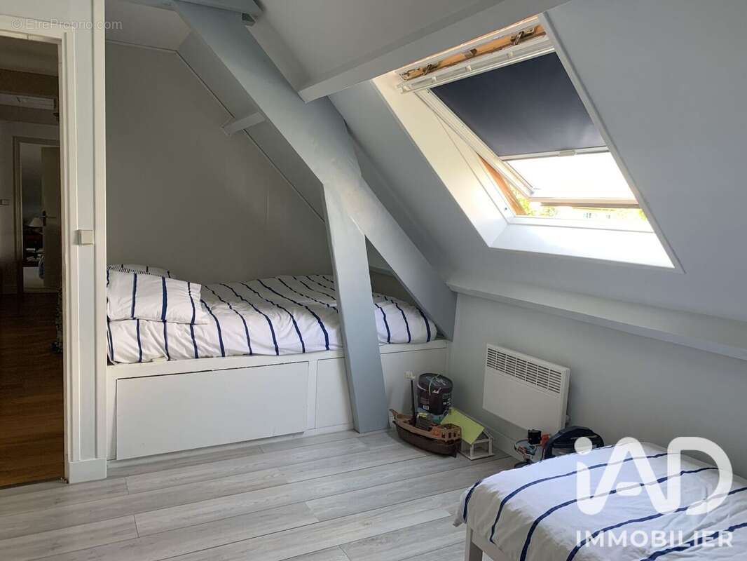 Maison 183 m² à Saint-Paul  - photo 9