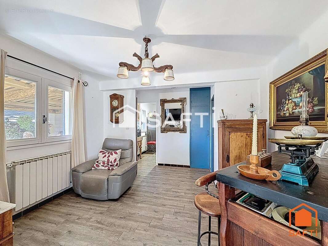 Photo 7 - Maison à REGUSSE