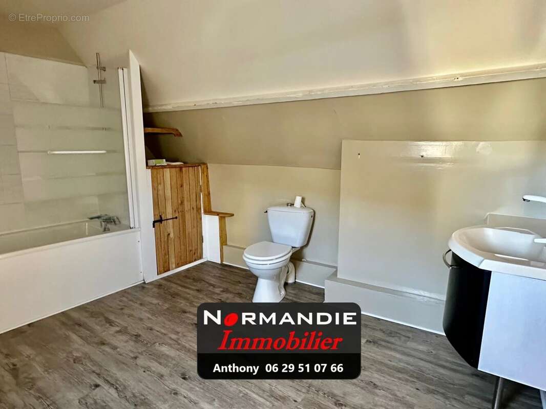 Appartement à LILLEBONNE