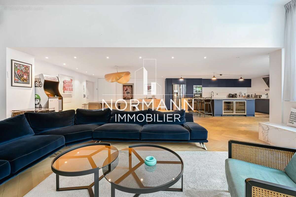 Appartement à SURESNES
