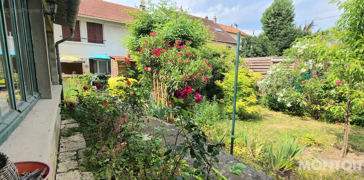 Maison à CHOISY-LE-ROI