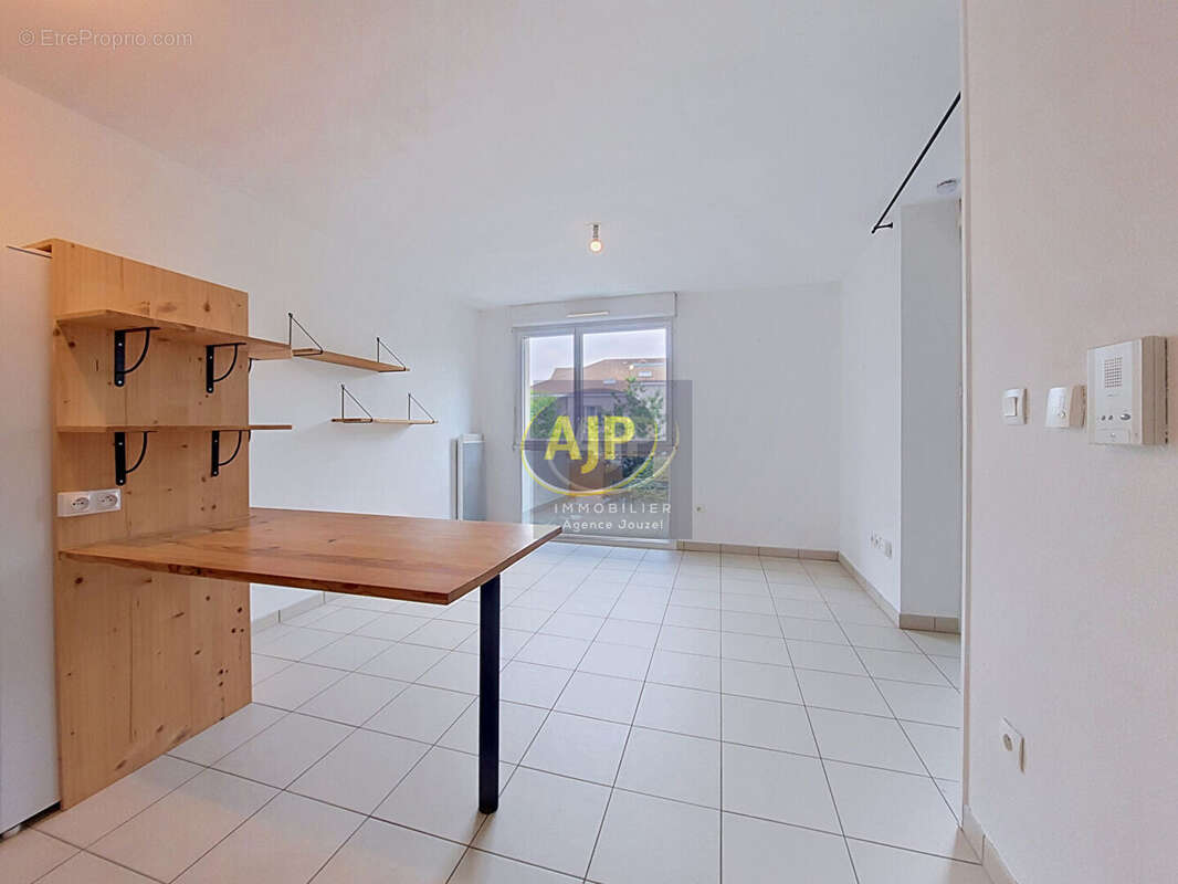 Appartement à SAINT-SEBASTIEN-SUR-LOIRE